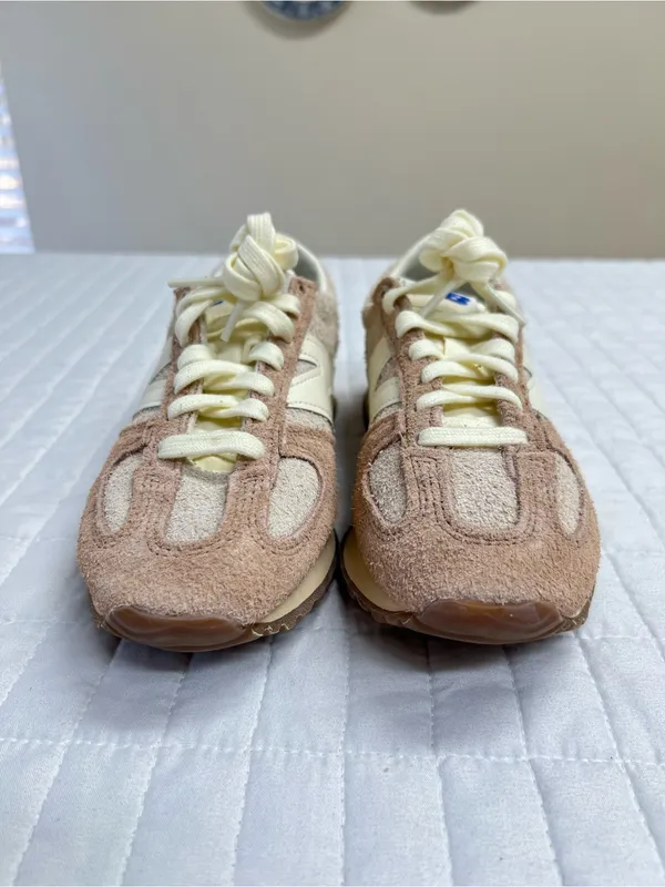 New Balance Unisex 471 Sneakers in Bisque Flat Taupe Pink Size 6 Womens - Image 7