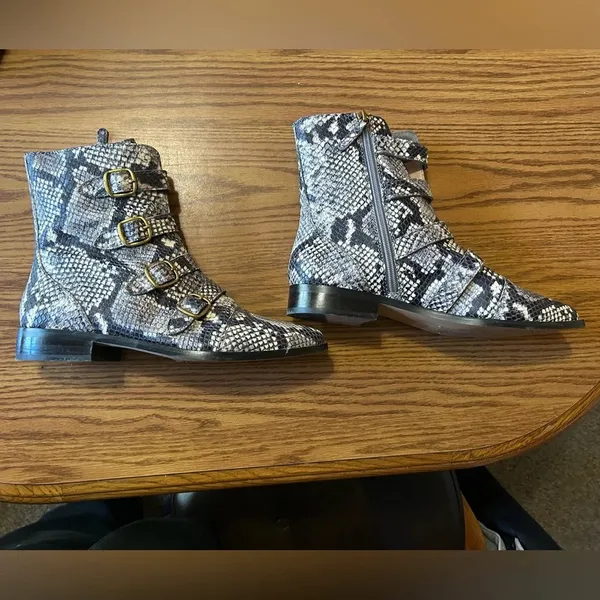 J. Crew Multi-Buckle Reptile Snake Skin Embossed Leather Boots Women’s Size 8.5 - Image 4