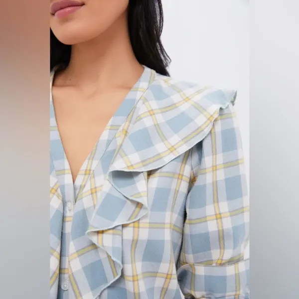 Tuckernuck NWT Blue V Neck Ruffle Eileen Button down women’s size XXL - Image 2
