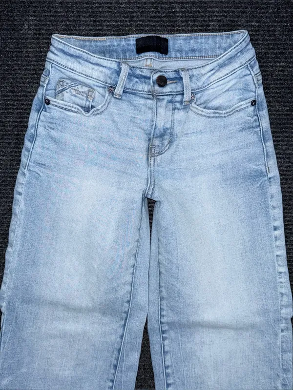 Buckle Black Fit No 23 Cropped Wide Leg Jeans Sz 24 x 27 Light Wash BBX1004A - Image 3