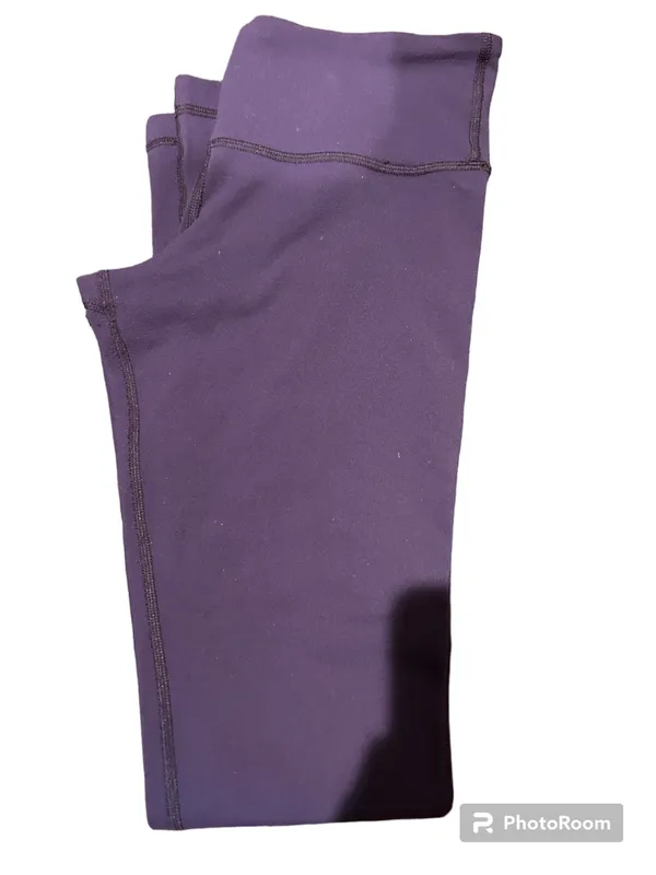 Lululemon Full Length 28” Leggings Women's size 6 Luon Thick material - Image 5