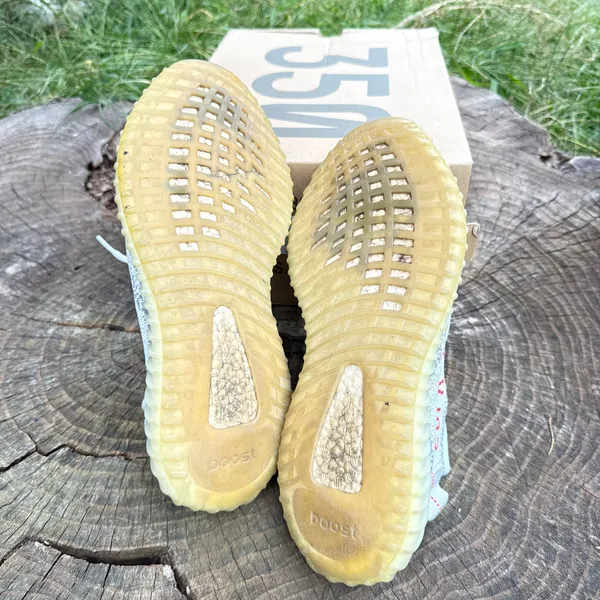 Adidas Yeezy Boost 350 V2 men’s shoes size 9.5 - Image 7
