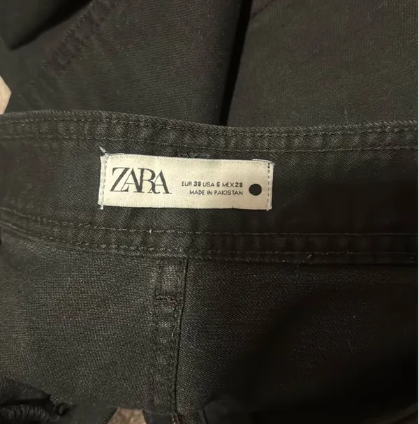 ZARA Black Straight Leg Jeans High-Rise - Image 3
