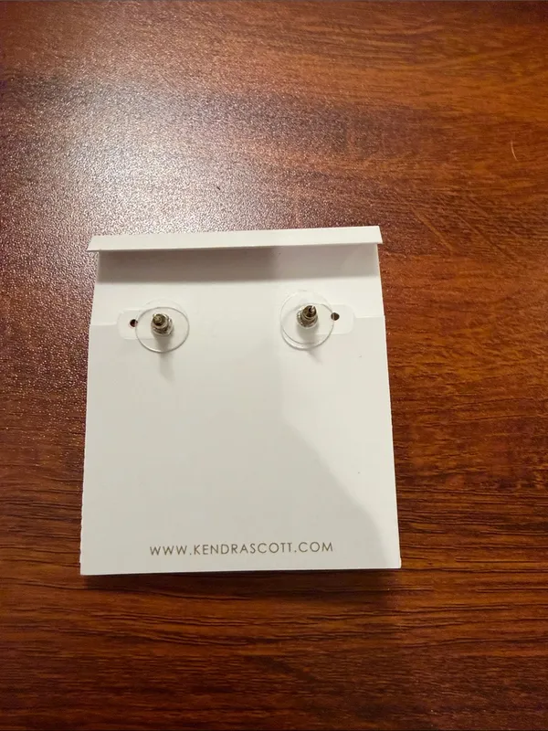 Rare Retired Kendra Scott Gold Ivory White Resin Statement Drop Earrings - Image 2