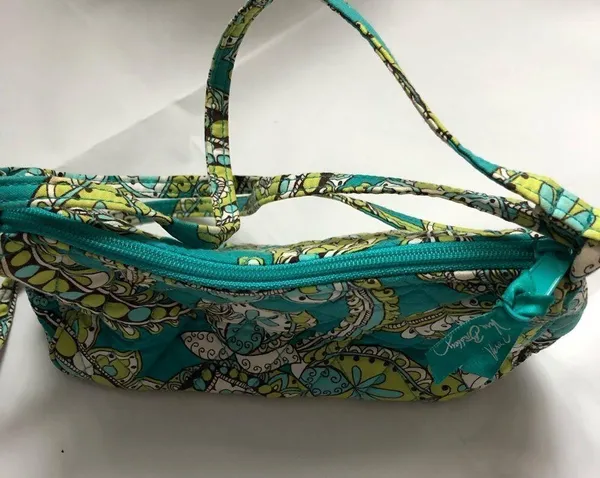 Vera Bradley small purse. Cross body strap purse - Image 2