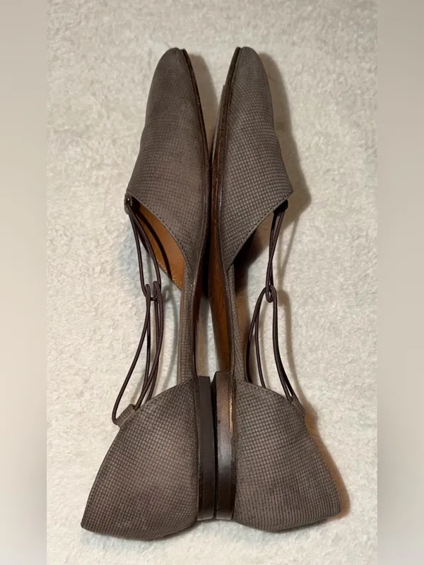 Giorgio Armani Gray Suede T-Strap Pointed-Toe Flats Size-37/US-7 Made In Italy - Image 5