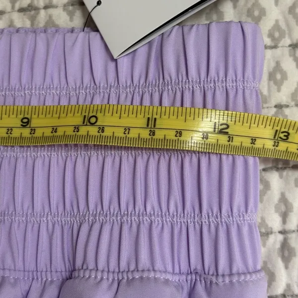 Nike Women's Lavender‎ Shorts - Image 4