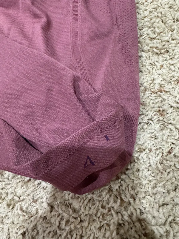 Lululemon Short Sleeve Swiftly Tech - Image 3