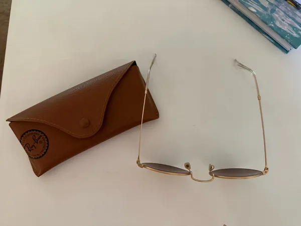 Ray-Ban Sunglasses Round - Image 3