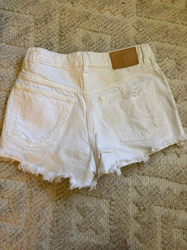 Zara Shorts - Image 3