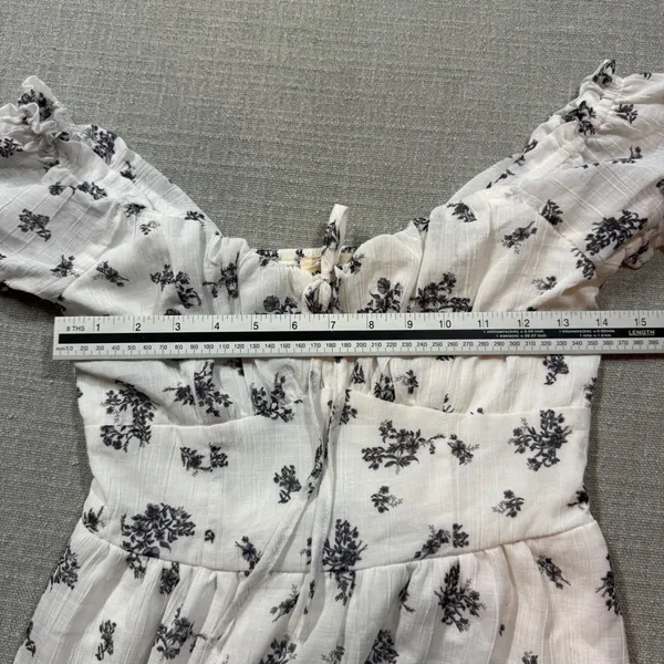 Hint of Blush Floral Midi Dress Small White Black Boho‎ Smocked Back Lace - Image 5