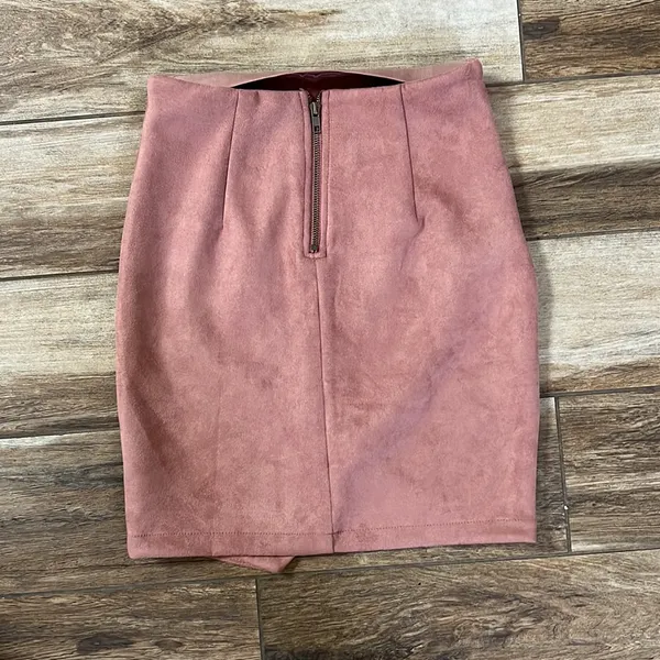 Seek the label pink faux suede mini skirt - Image 3