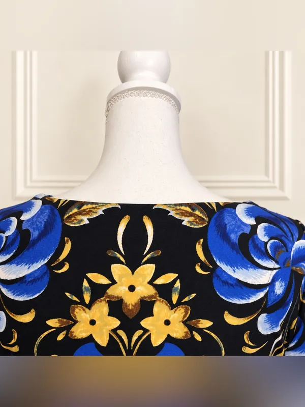JM Collection Floral Rhinestone Keyhole Tunic Top M Black Blue Gold Floral Glam - Image 6
