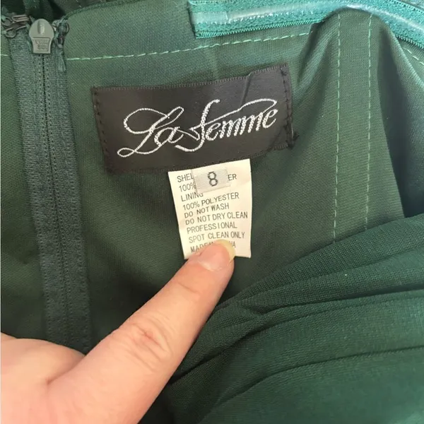La Femme Green Off Shoulder Ruched Formal Gown Size 8 - Image 3