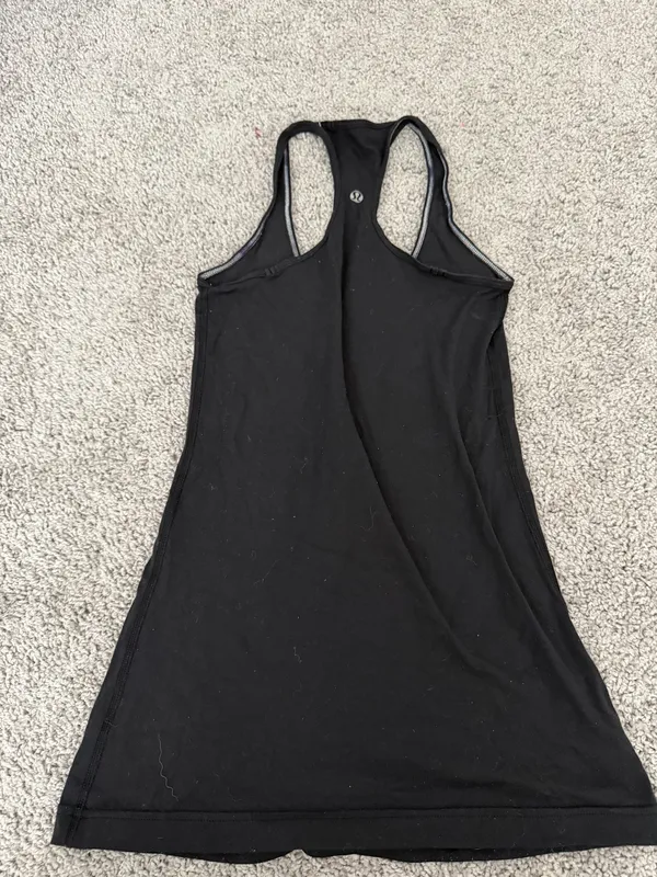 Lululemon black razor back tank top - Image 8