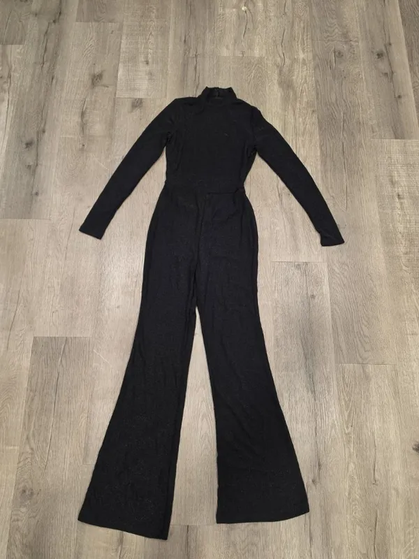 Superdown Black Long Sleeve mock neck Open Back Bell Bottom Jumpsuit Sz S sparle - Image 11