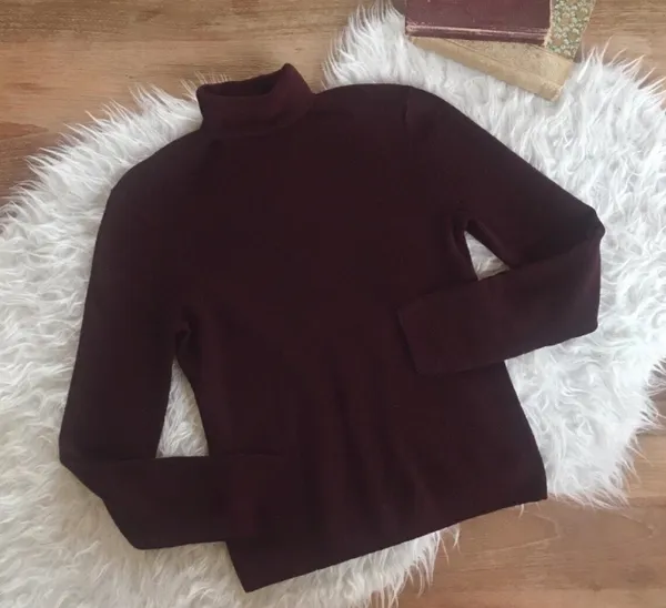 Burgundy Turtleneck Sweater Red Size XS - Image 2