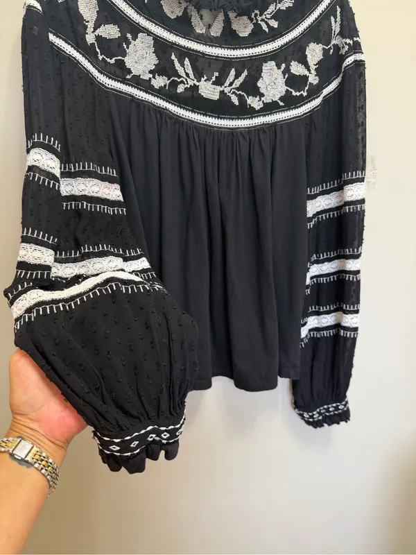 Maeve Anthropologie Winona Lace Embroidered Top Blouse Black White Size Small - Image 7