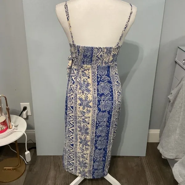 Urban Outfitters Women Midi Dress Blue White Paisley Floral Faux Wrap Small - Image 3