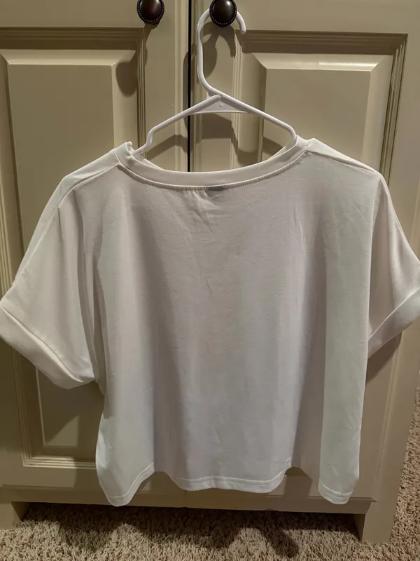 basic white pocket tee - Image 2