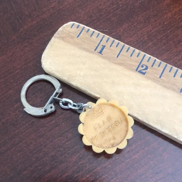 Vintage Japanese Keychain - Image 3