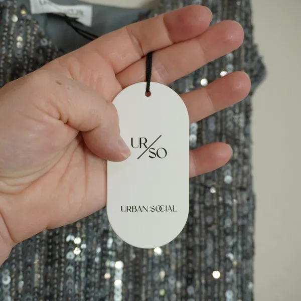Urban Social NEW Silver Sequin Mini Dress V-Neck Homecoming Cocktail Party - Image 5