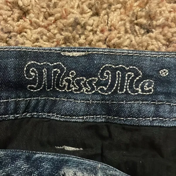 Miss me mid rise easy boot jeans size 27 - Image 7