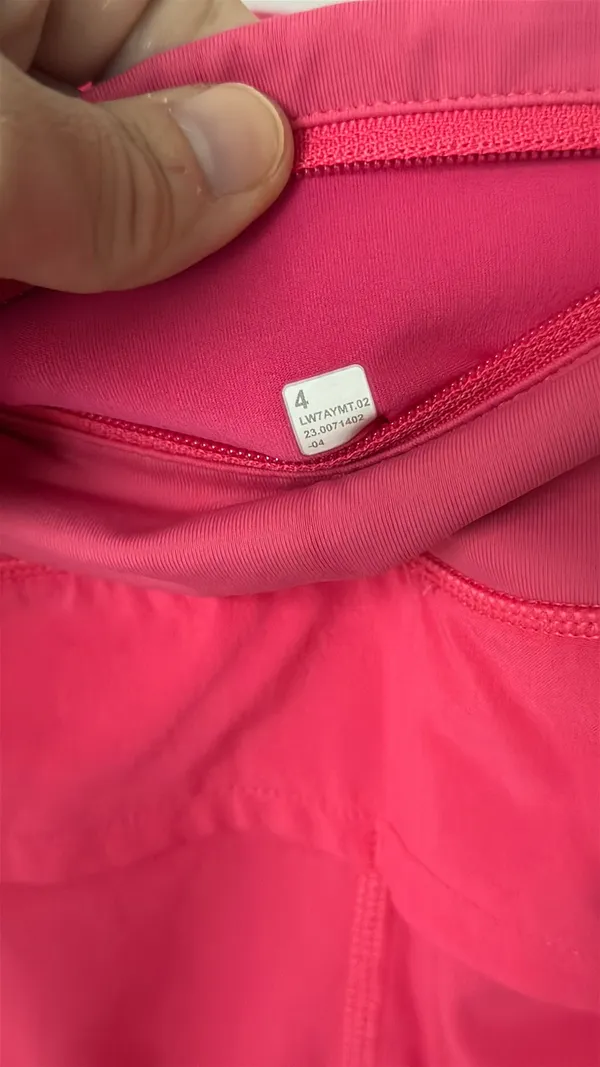 Lululemon Shorts Speed Up 4" Mid-Rise - Image 4