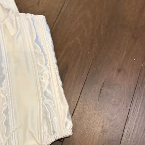 White Lace-Up Corset Top Size 36 - C27-041 - Image 4