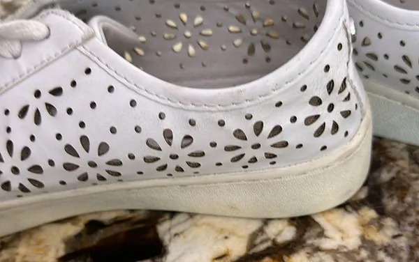 White airy sneakers with flower cutouts Size 8 - Image 3