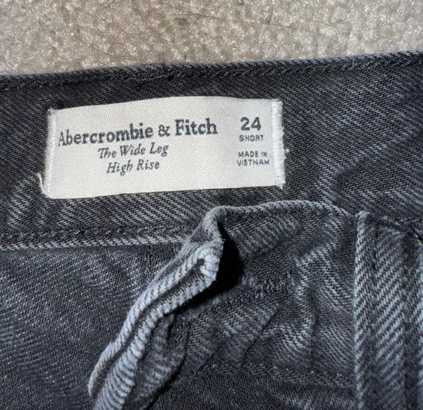 Abercrombie Black Wide Leg Jeans - Image 3