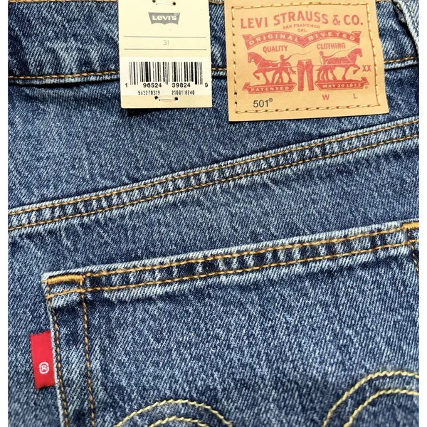 Levi's 501 NWT High Rise Women's Shorts‎ Blue Fringe Size 31 Button Fly - Image 6