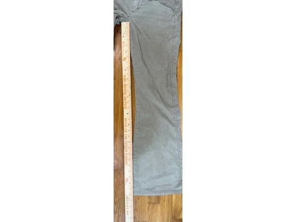 Vintage Y2K Low Slouch Corduroy's Low Rise Bootcut Flare Levi's Tan Beige Sz 0 - Image 7