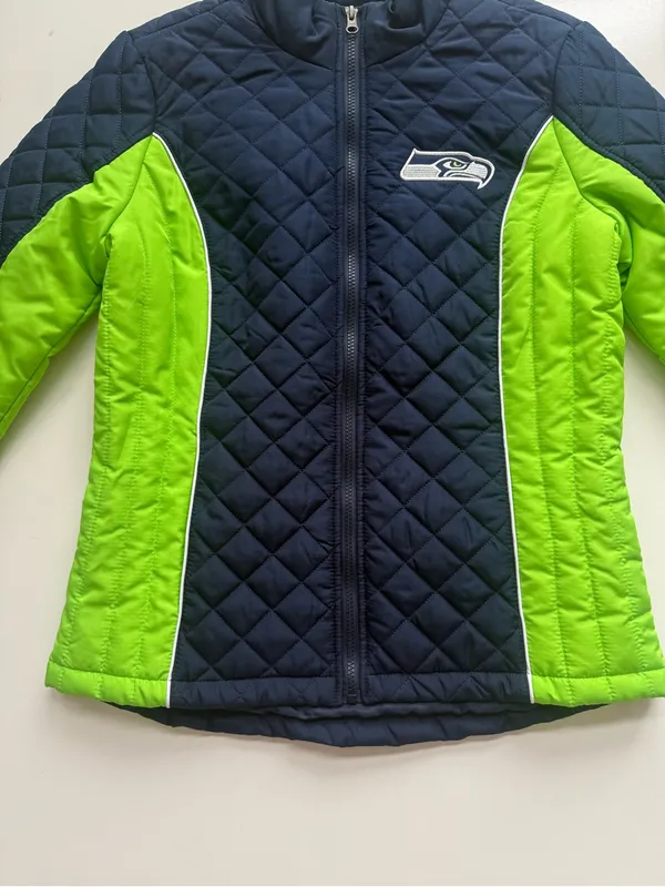 NFL Seahawks Quilted Coat Size Medium - Image 3