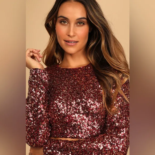 Lulus Prize-Winner Sequin Long Sleeve Crop Top Women's‎ Medium Burgundy Holiday - Image 5