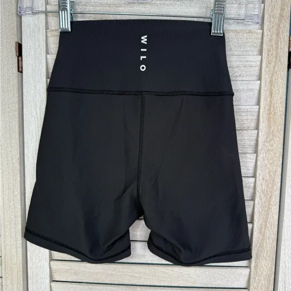 WILO Black High Waisted Bike/Work Out Shorts-XS - Image 2