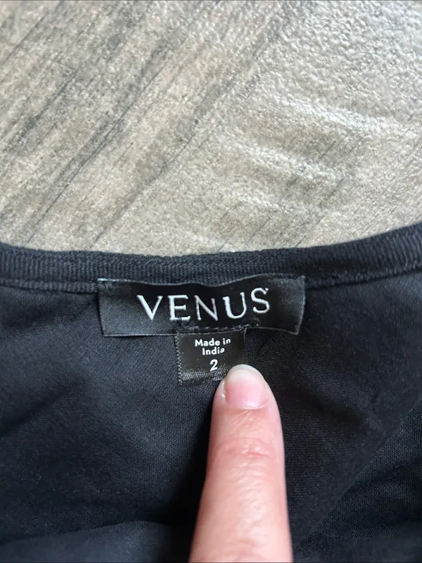VENUS Black One-Shoulder Maxi Dress - Image 2