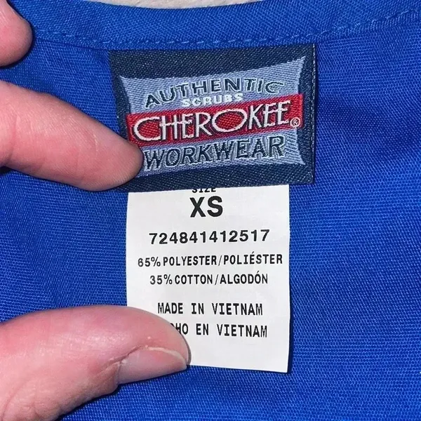 NWT Cherokee Scrub Top - Image 3