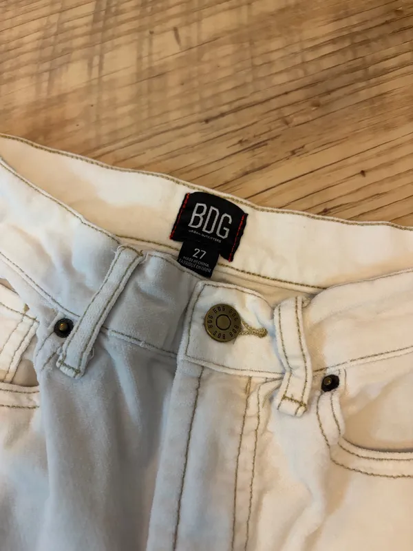 BDG Urban Outfitters light beige straight leg pants/jeans - Image 3