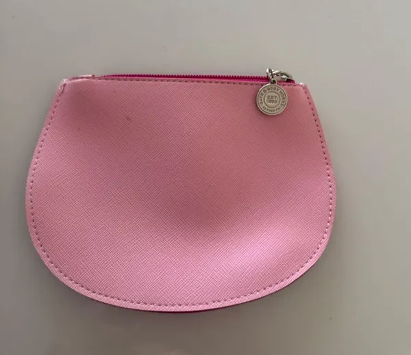 Bath & Body Works Bag Cosmetic pink - Image 2