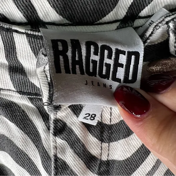The Ragged Priest Black and White Wave Psychedelic Groovy Raw Hem Wide Leg Jeans - Image 6
