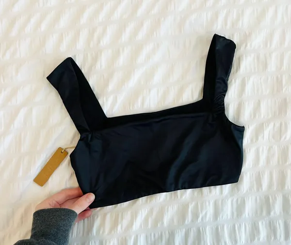 SKIMS NWT  STRETCH SATIN BRALETTE - Image 3