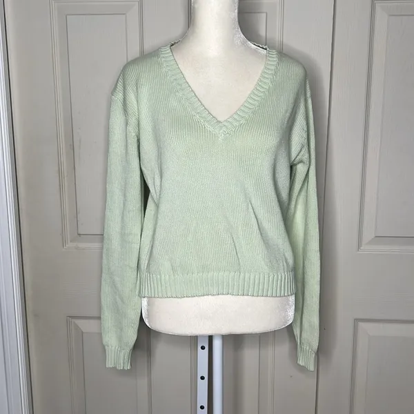 Brandy Melville Leigh Mint Green Ribbed V-Neck Sweater NWT OS - Image 5