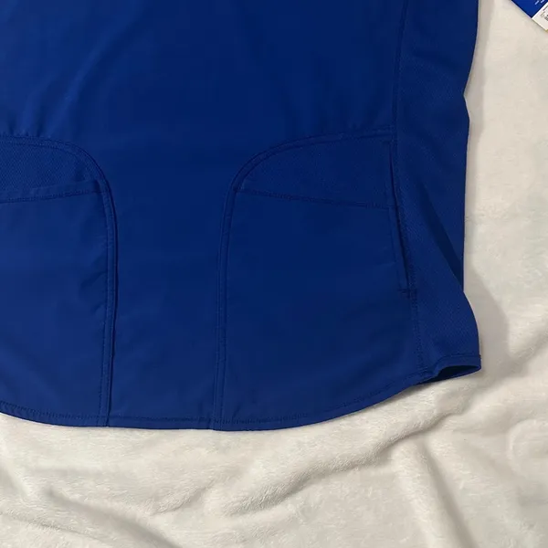 Ladies Scrubstar Blue Relaxed Short Sleeve scrub top NWT - Image 4