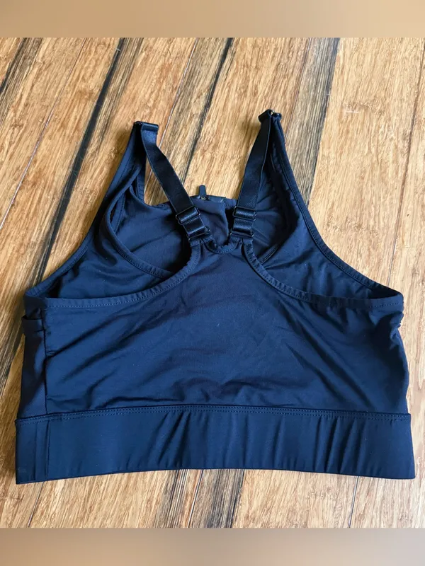 Gymshark Front Zip Closure Sports Bra Black - Image 2