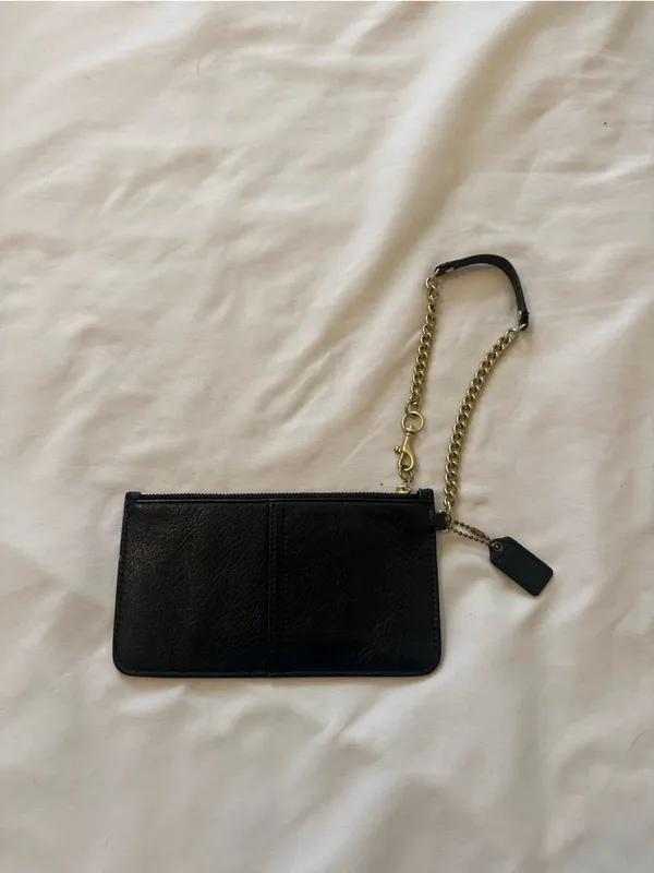 COACH | Madison wristlet black and gold - Image 3