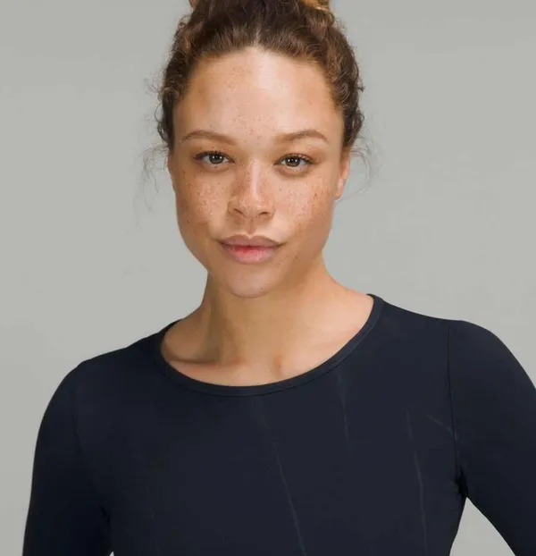 Lululemon Wunder Train Cropped Long Sleeve Shirt Sun Bleached Wash True Navy - Image 4