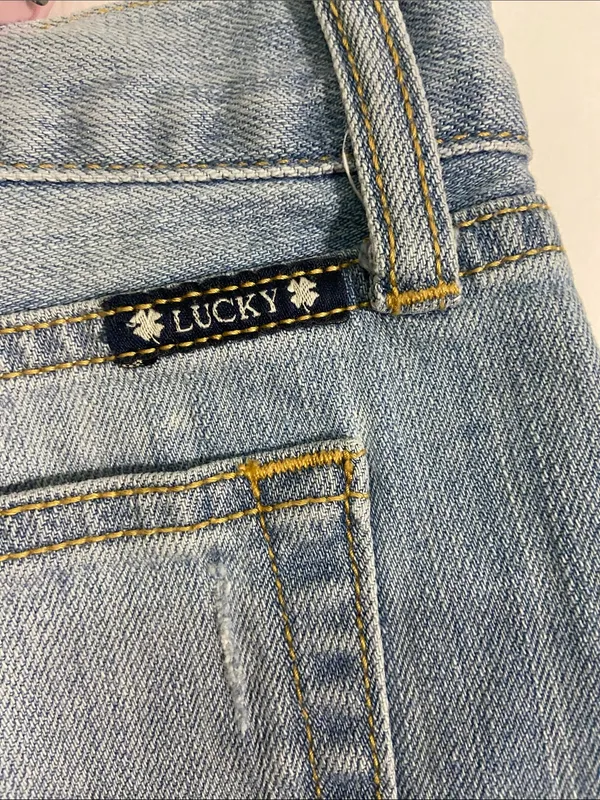 Lucky Brand Light Wash Denim Star-Trim Shorts - Image 4