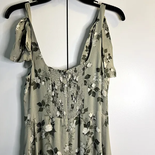 Reformation Twilight Midi Dress verde green floral size 2 - Image 9