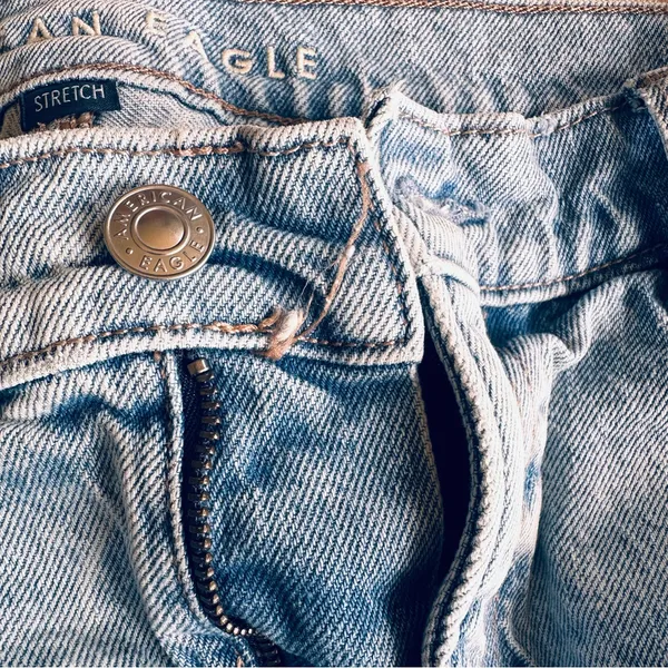 American Eagle Outfitters Light Blue Denim Frayed Hem Women's Shorts - Image 8
